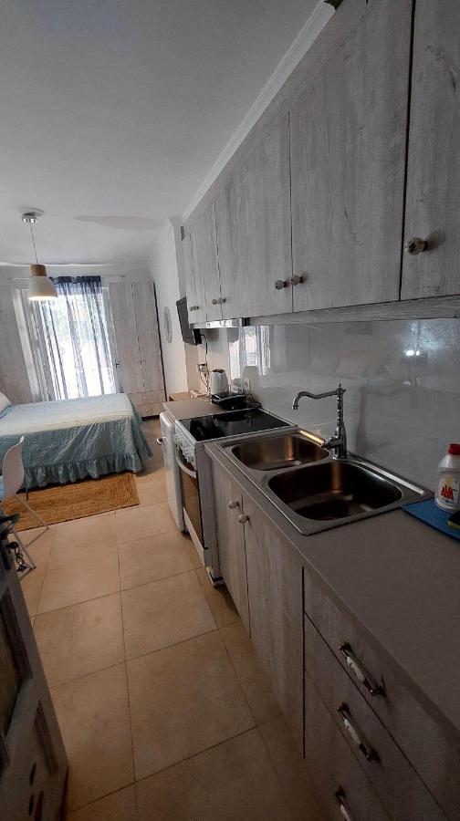Nias Studio Daire Perama  Dış mekan fotoğraf